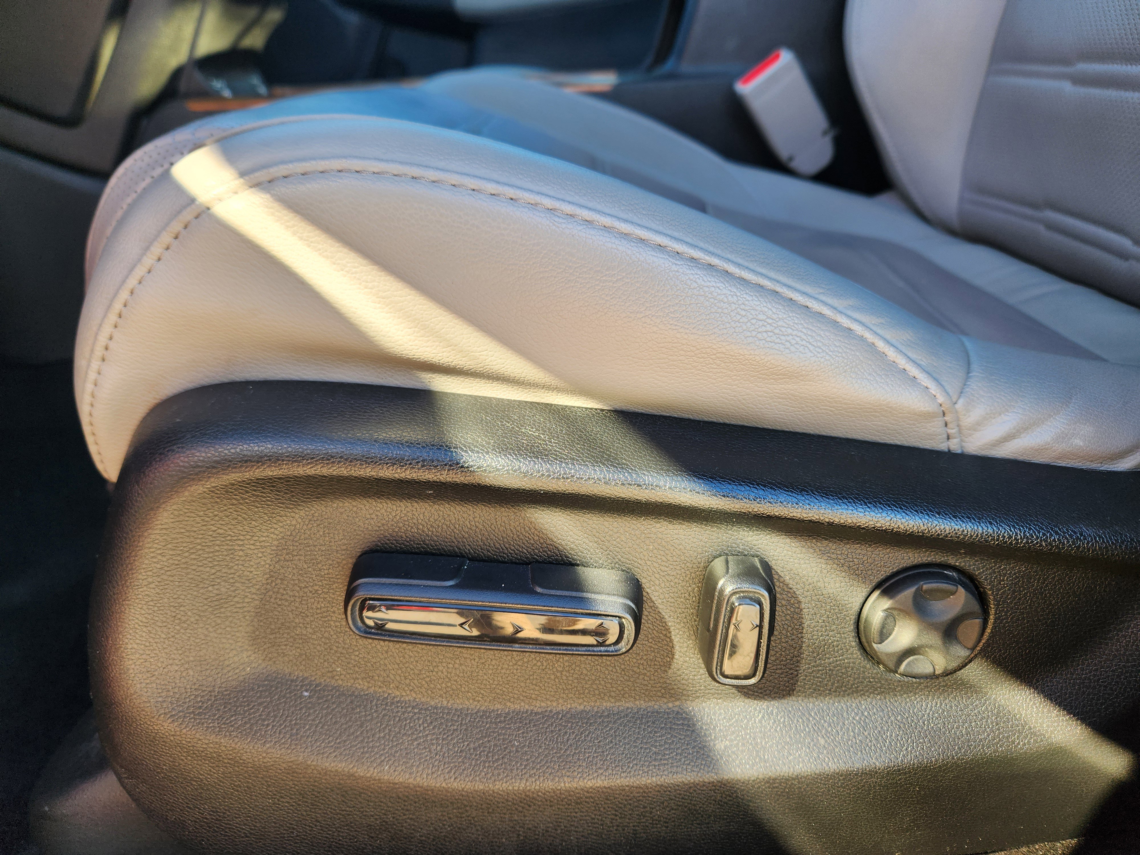 Used 2021 Honda CR-V Touring image 23