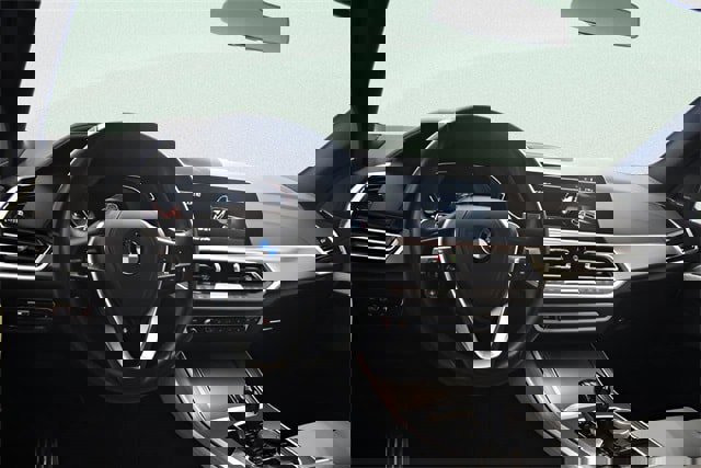 Used 2023 BMW X5 xDrive40i w/ Premium Package image 16