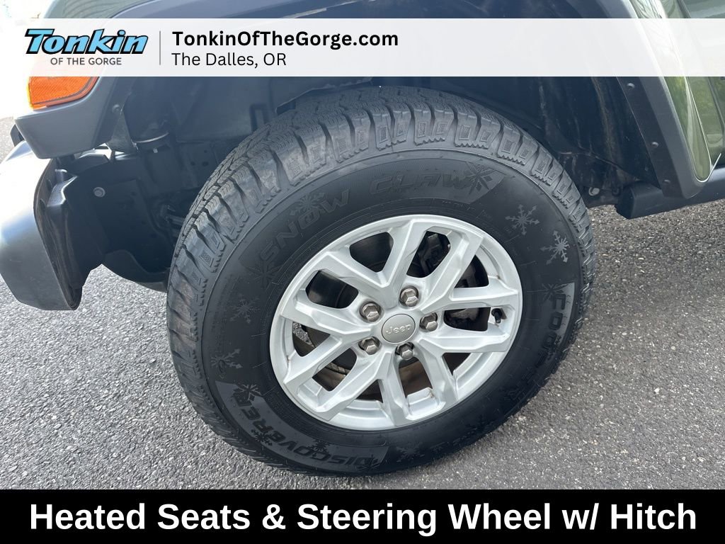 Used 2023 Jeep Gladiator Sport AWD/4WD image 11
