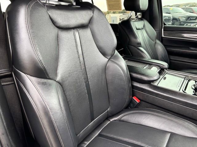 Used 2022 Jeep Wagoneer Series II w/ Premium Group I image 23