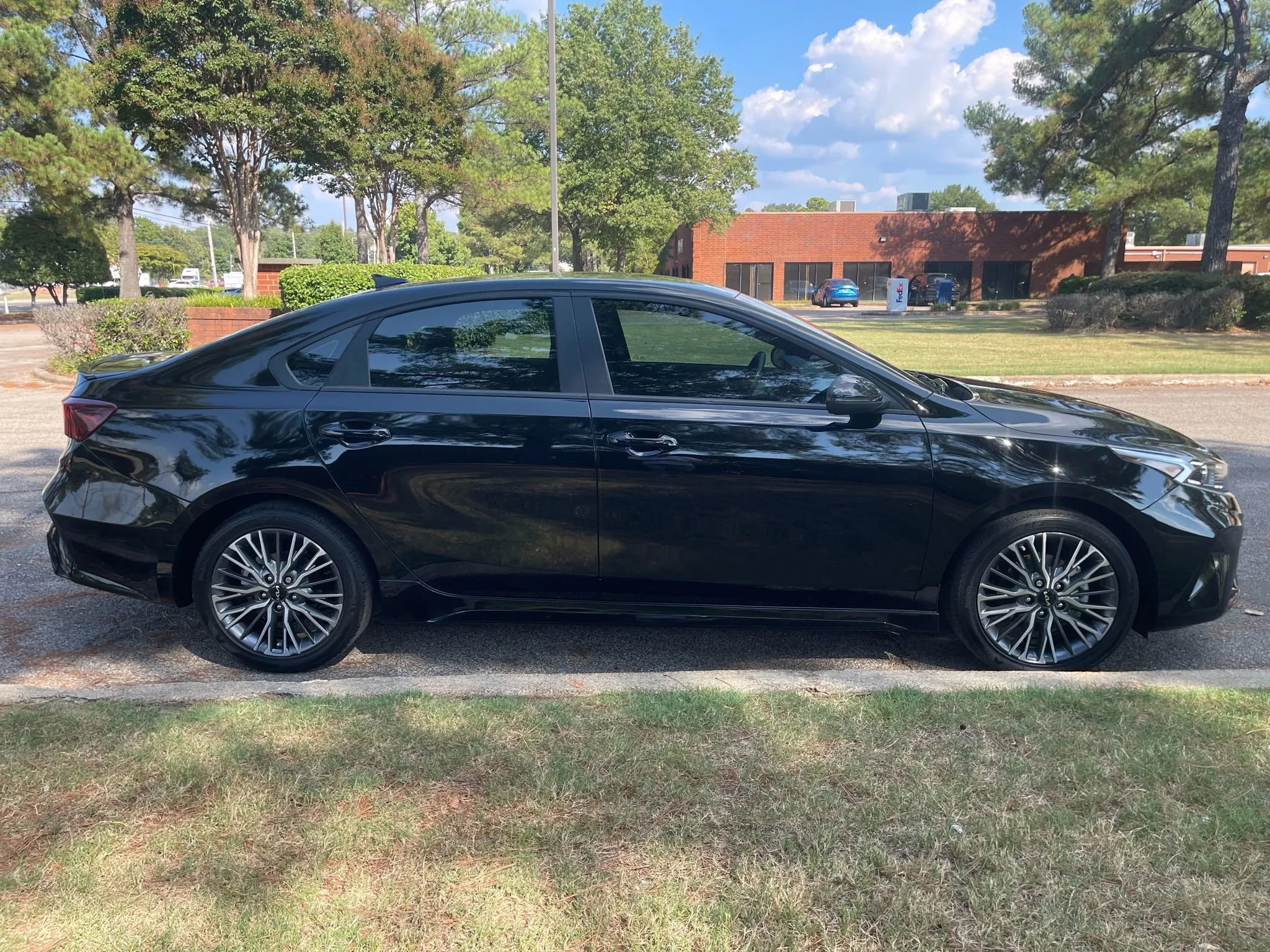 Used 2023 Kia Forte GT-Line image 6