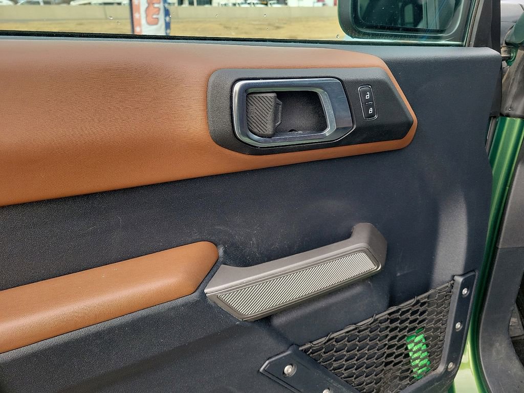 Used 2023 Ford Bronco Outer Banks image 9