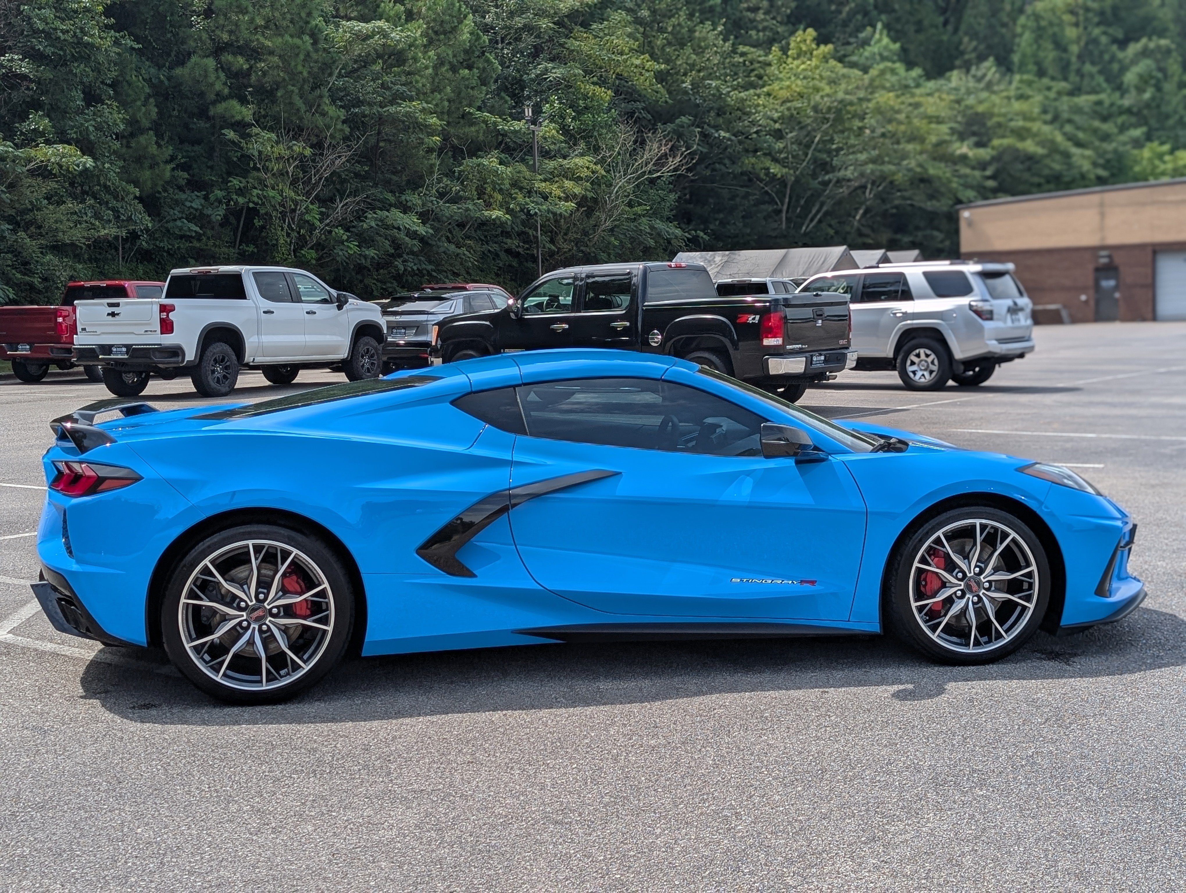 Used 2024 Chevrolet Corvette Stingray Premium Cpe w/ Z51 Performance Package RWD image 10