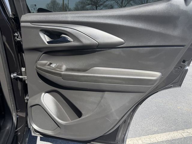 Used 2024 Chevrolet TrailBlazer ACTIV w/ Convenience Package image 29