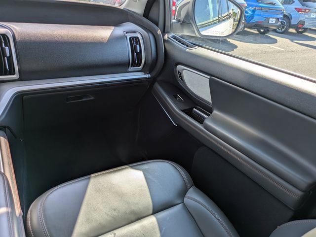 Certified 2025 Ford Expedition Active image 17