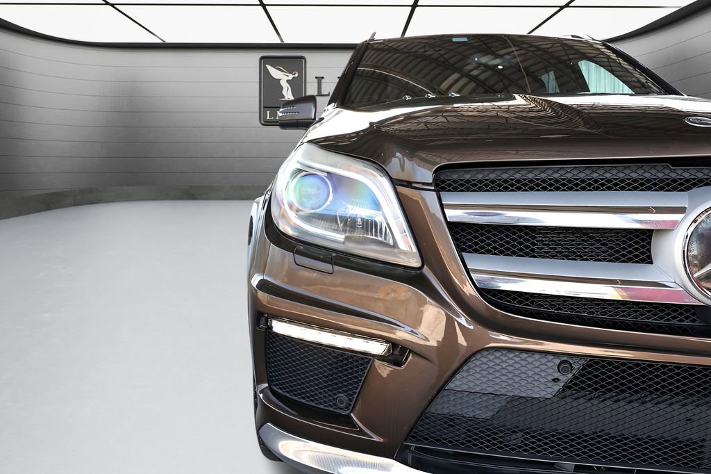 Used 2013 Mercedes-Benz GL 550 4MATIC image 13
