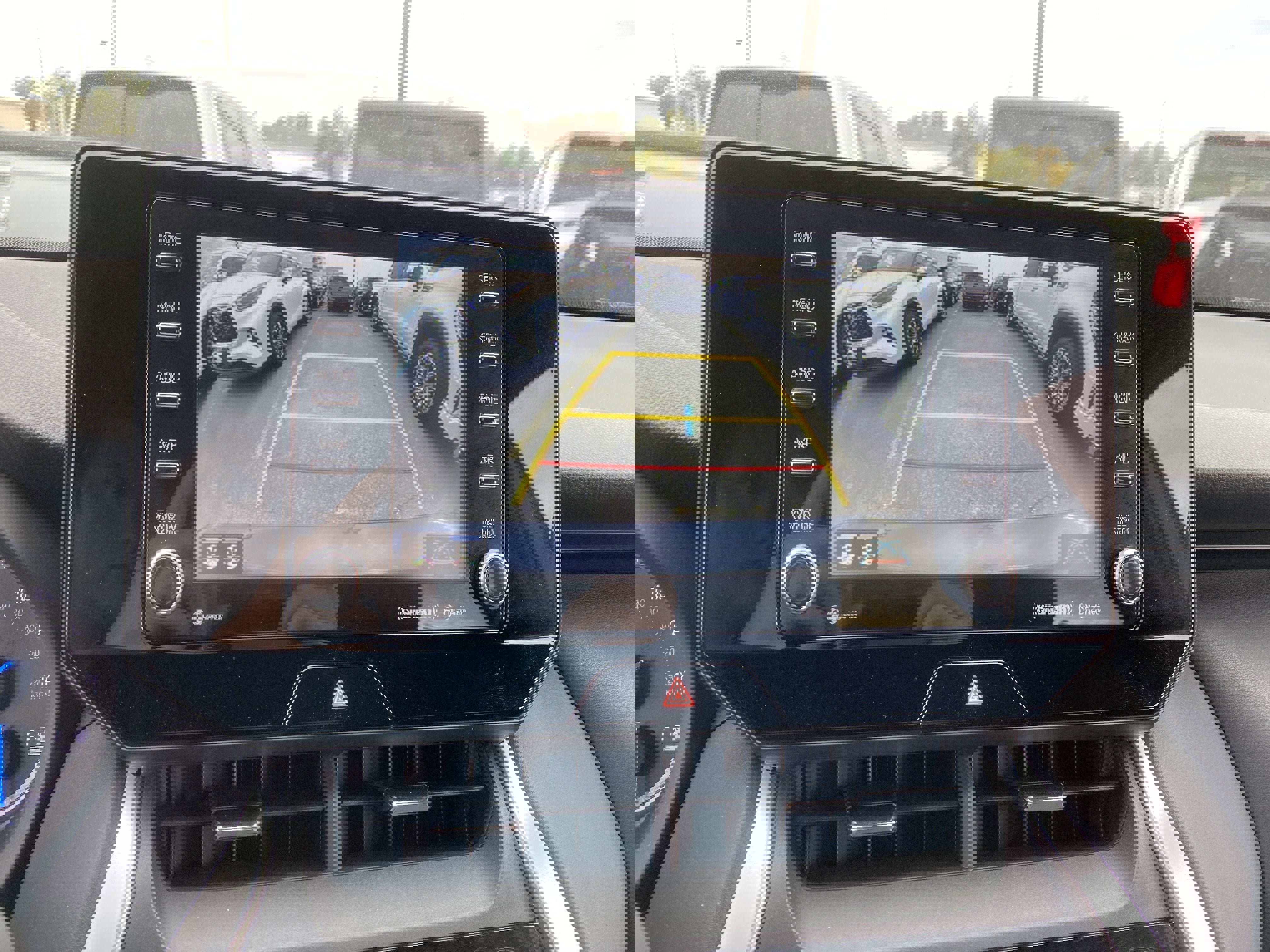 Used 2022 Toyota Venza XLE image 20