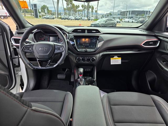 Used 2023 Chevrolet TrailBlazer RS w/ Convenience Package FWD image 13