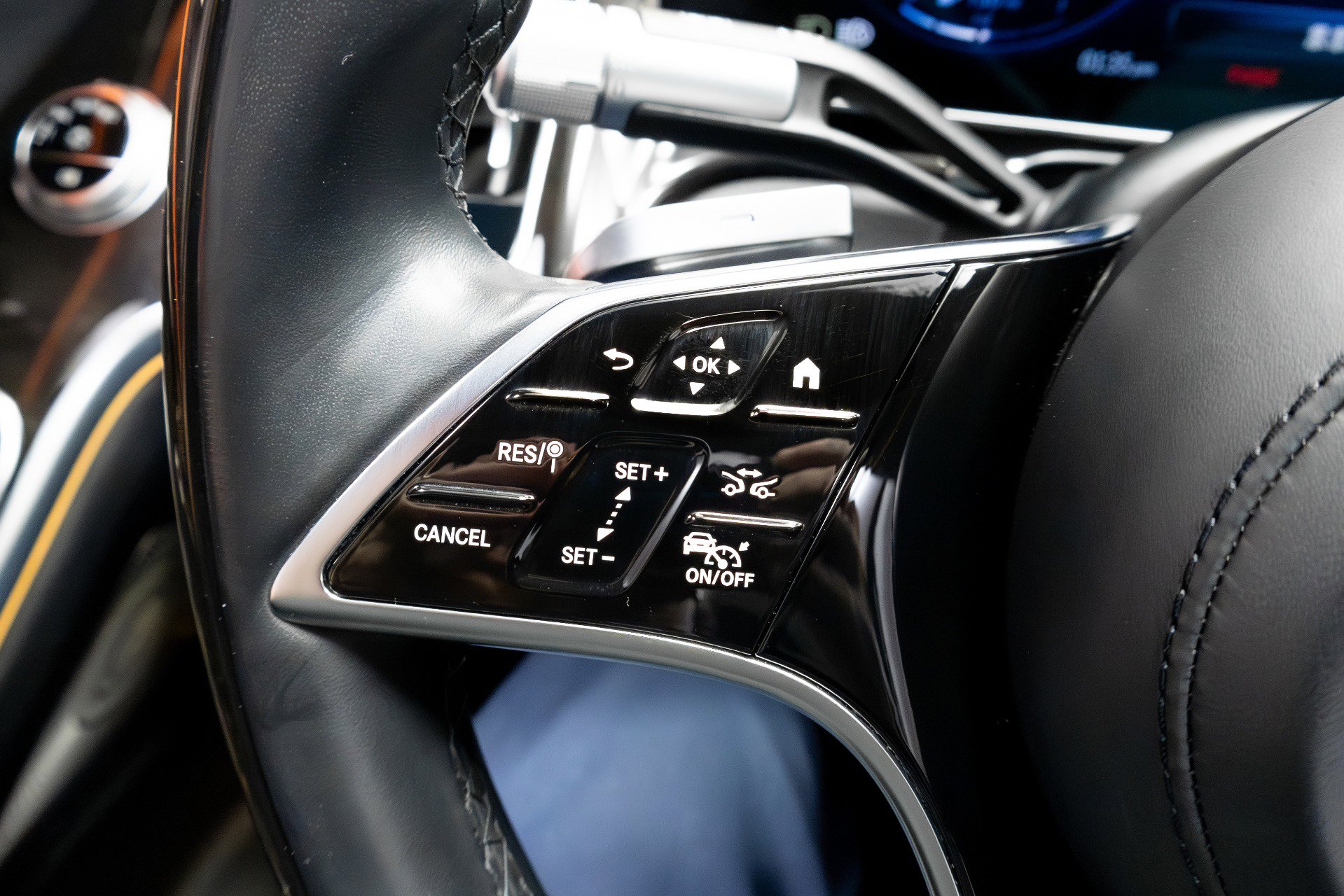 Used 2023 Mercedes-Benz S 580 4MATIC Sedan image 65