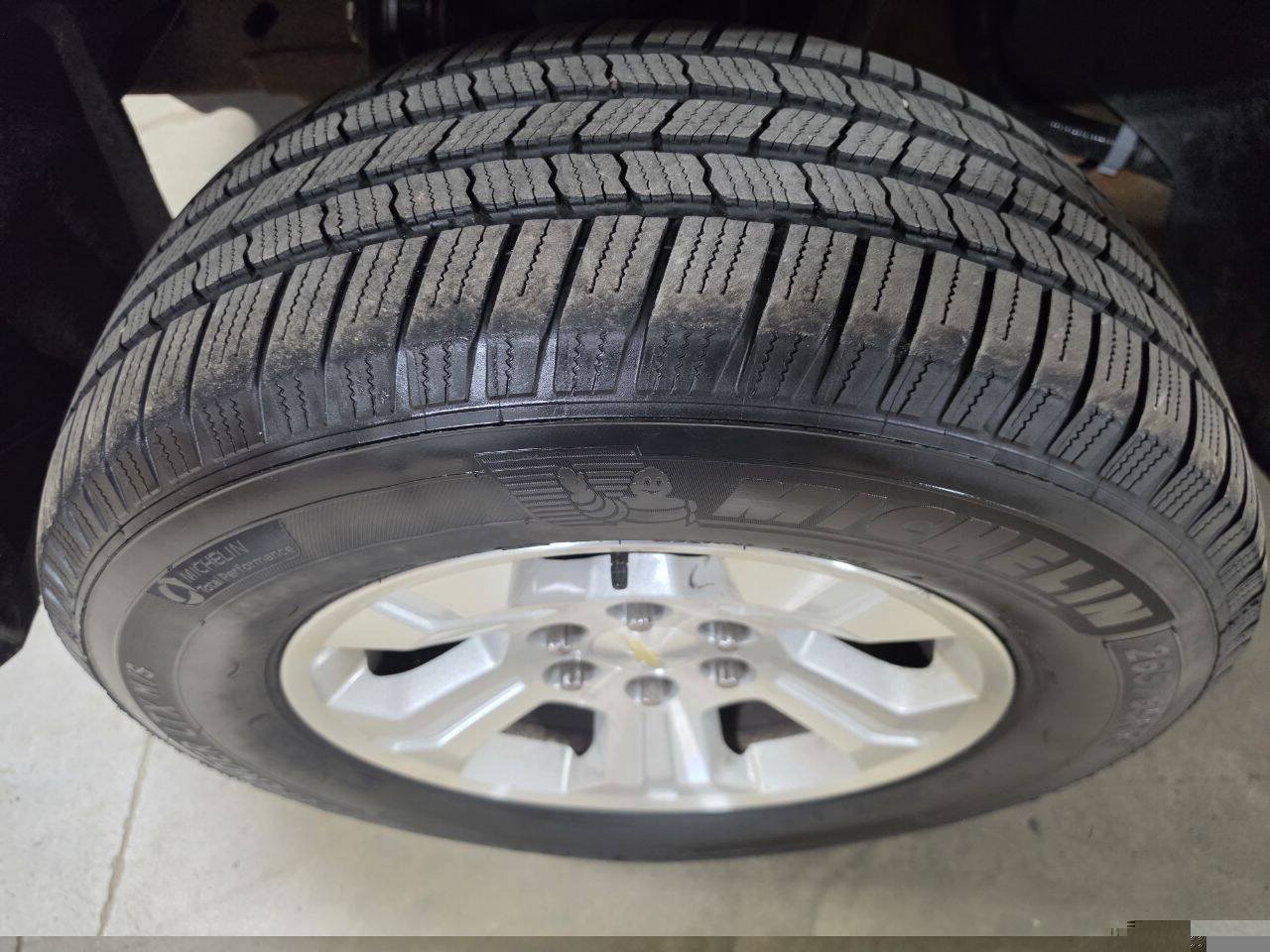 Used 2007 Chevrolet Avalanche LTZ w/ LTZ Preferred Equipment Group AWD/4WD image 11