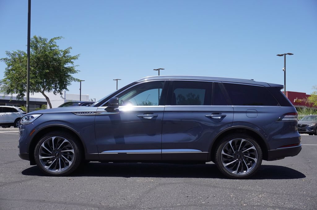 Used 2021 Lincoln Aviator Reserve w/ Equipment Group 202A AWD/4WD image 2