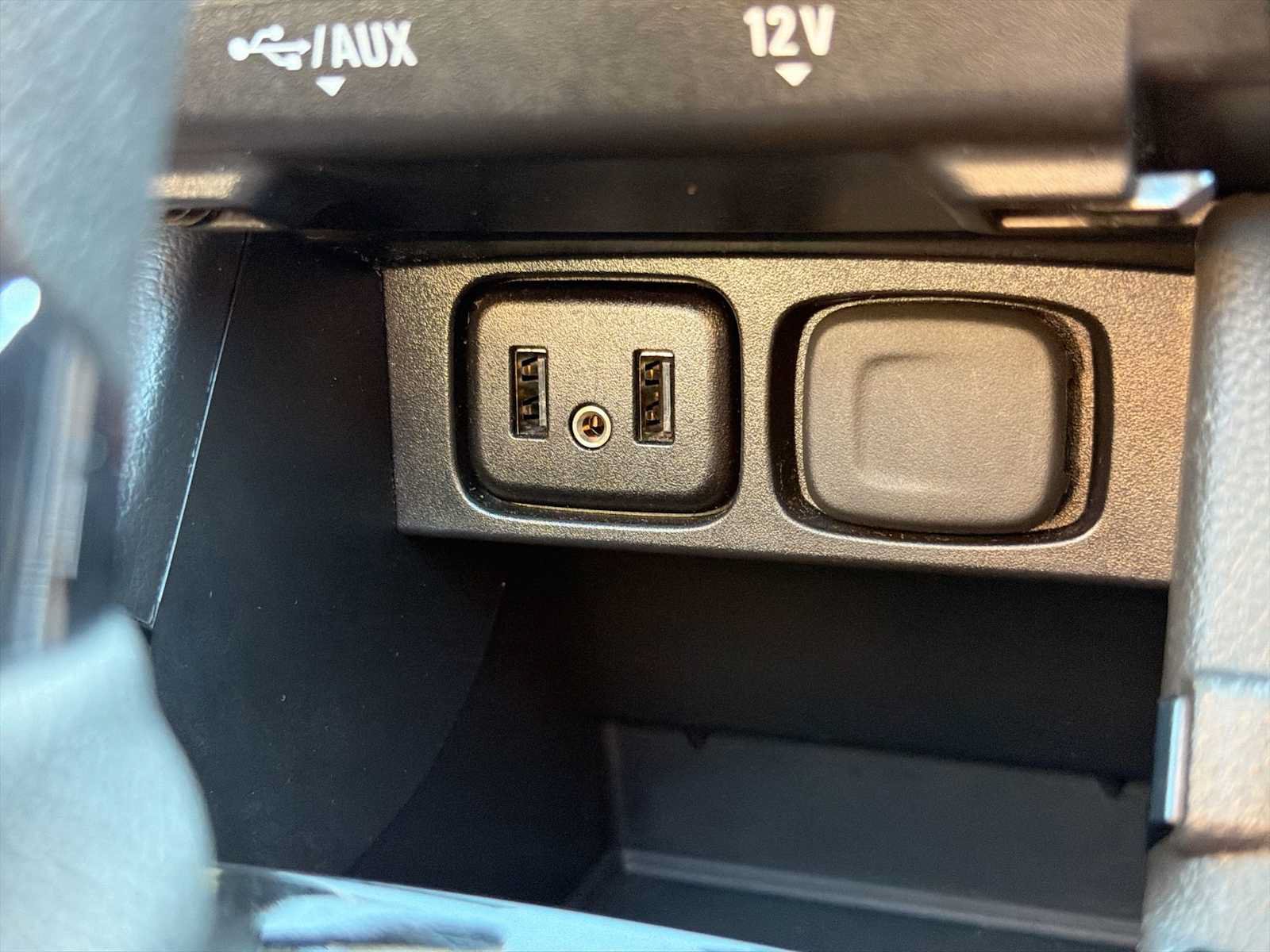 Used 2019 Buick Encore Sport Touring w/ Safety Package FWD image 24
