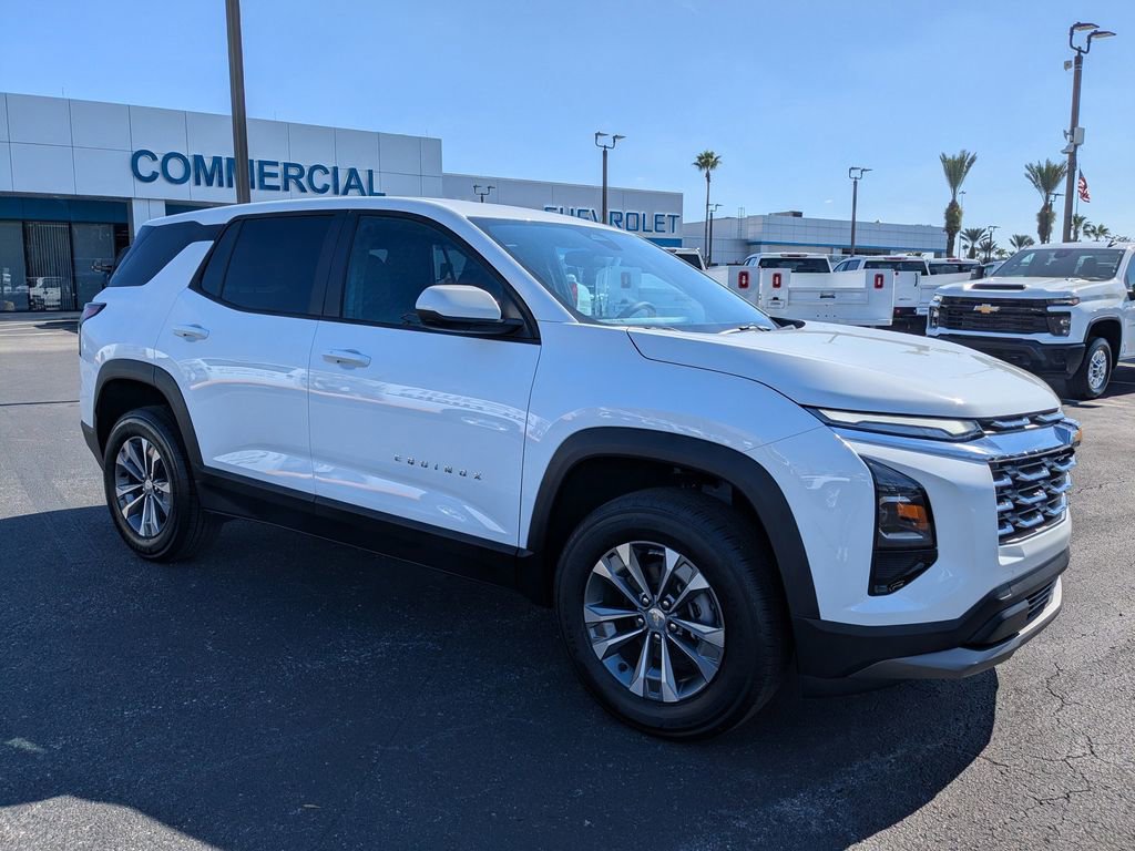 New 2026 Chevrolet Equinox LT image 2