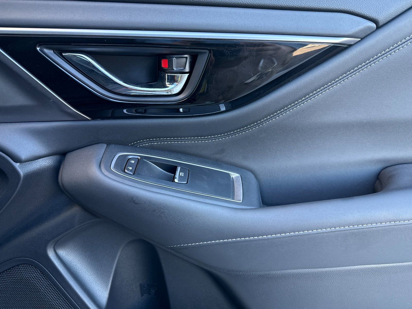 Used 2023 Subaru Outback Limited XT image 19