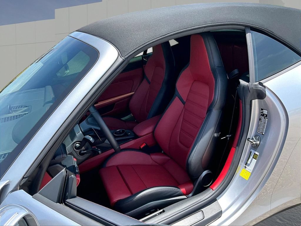 Certified 2026 Porsche 911 Carrera 4 GTS AWD/4WD image 5