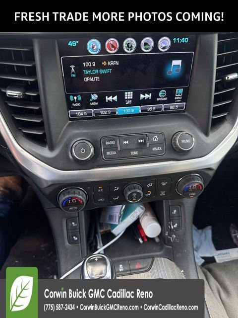 Used 2018 GMC Acadia SLT image 4