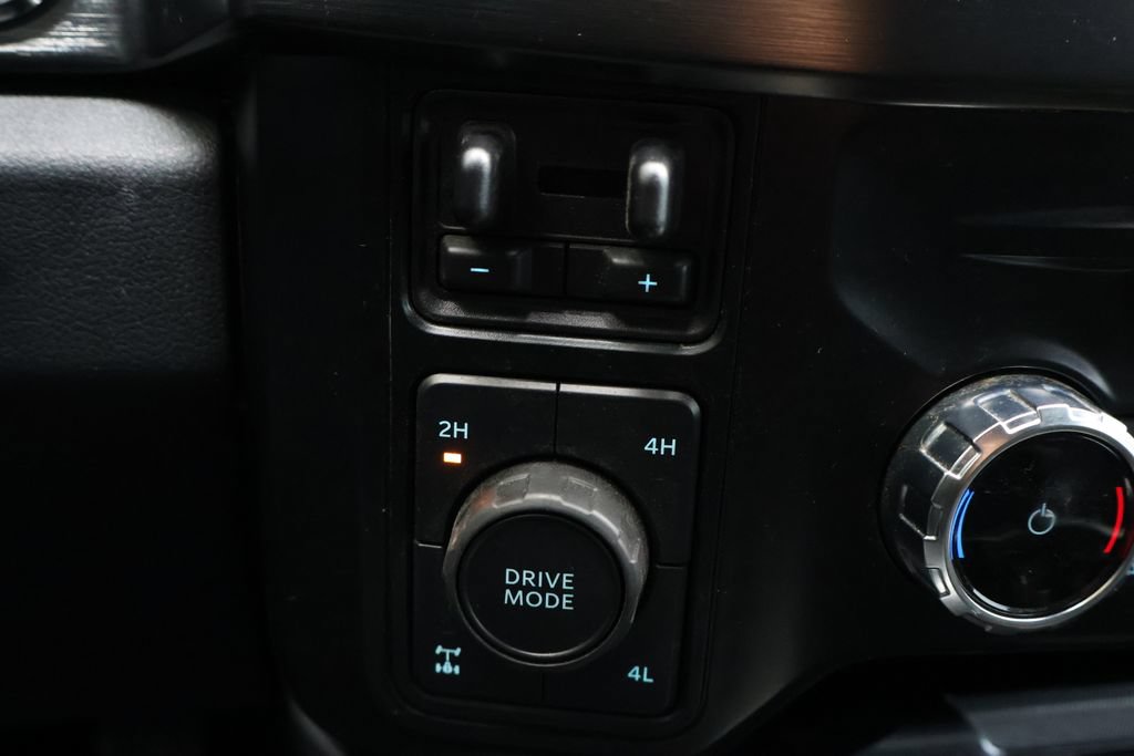 Used 2023 Ford F250 Lariat w/ Sport Appearance Package AWD/4WD image 26