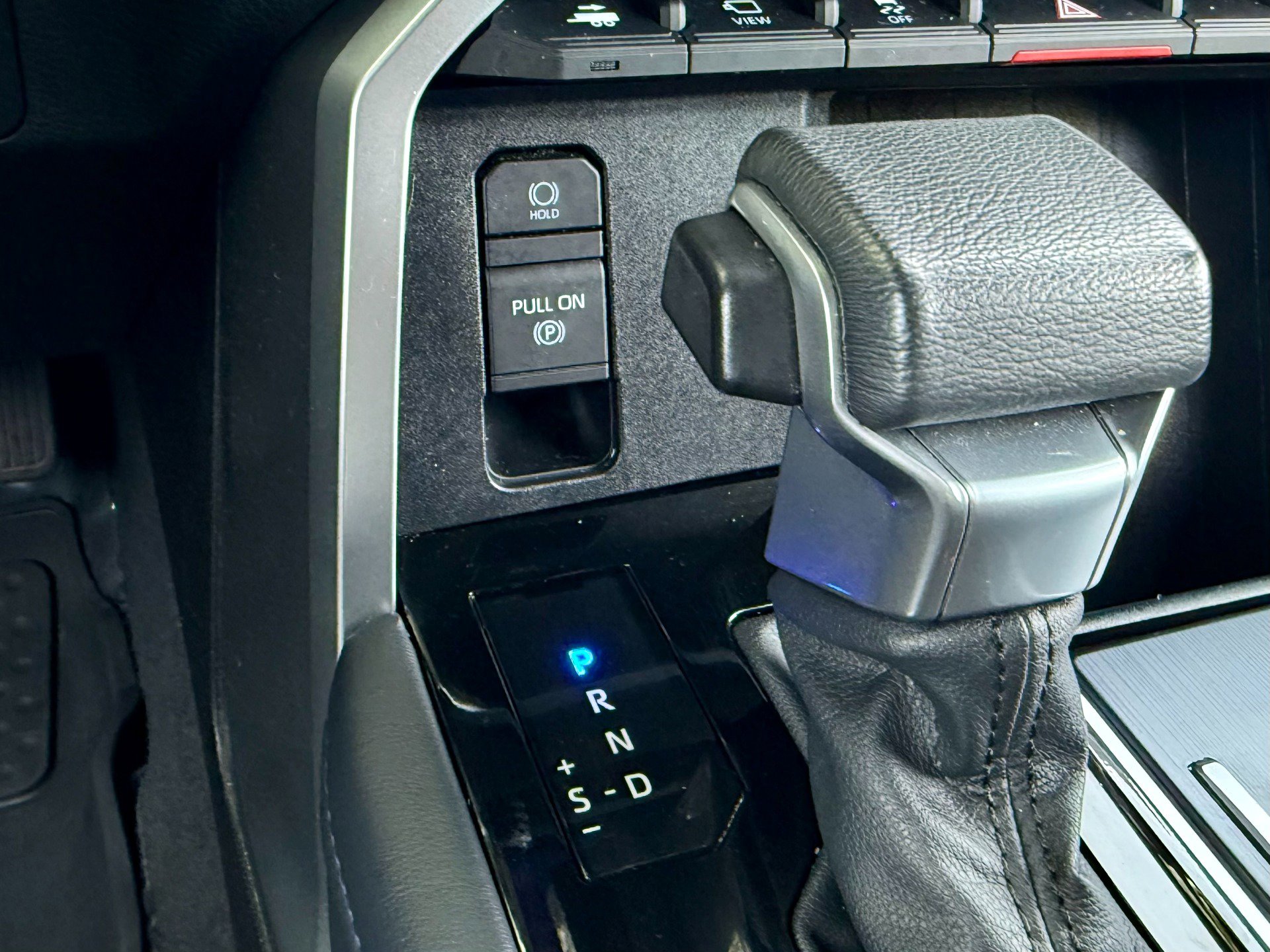 Used 2023 Toyota Sequoia Platinum image 27