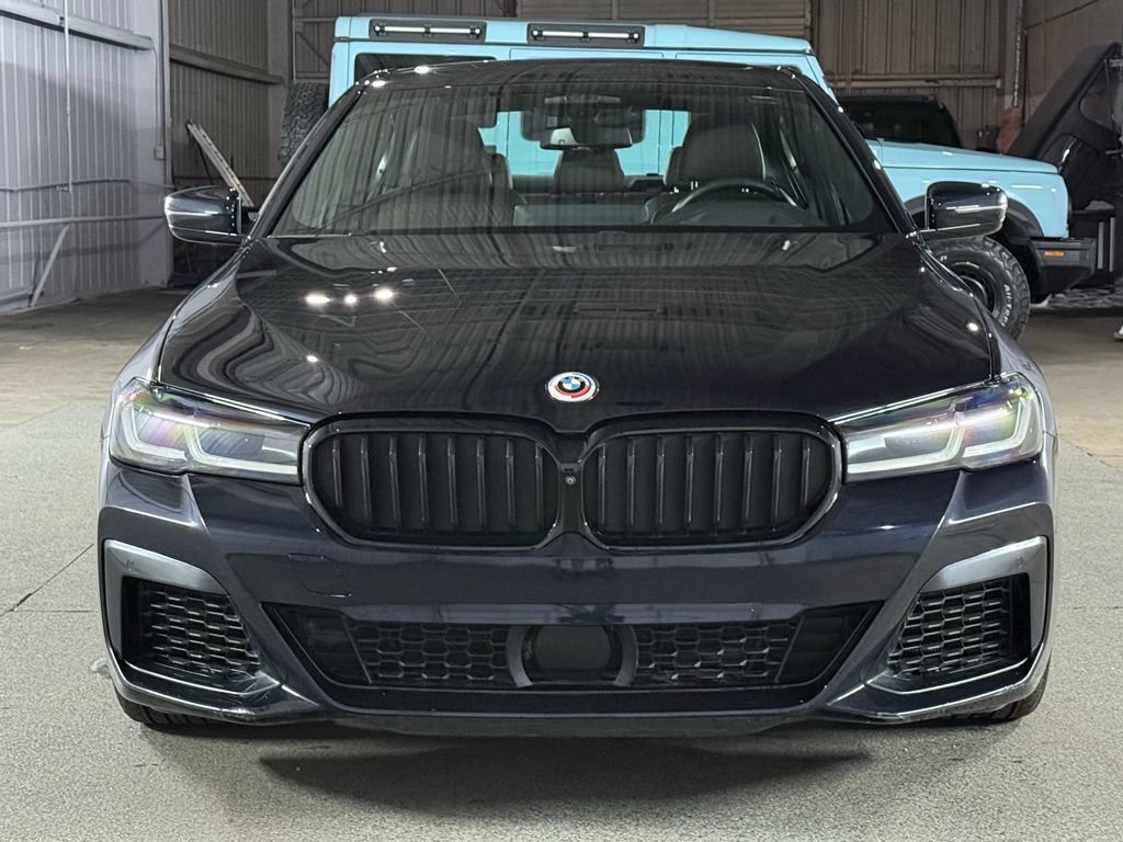 Used 2022 BMW M550i xDrive w/ Dynamic Handling Package AWD/4WD image 2