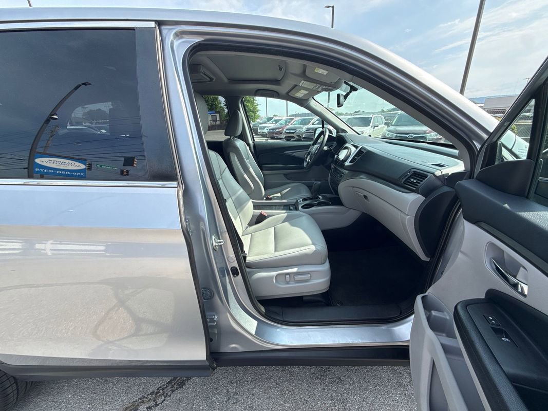 Used 2017 Honda Pilot EX-L image 18