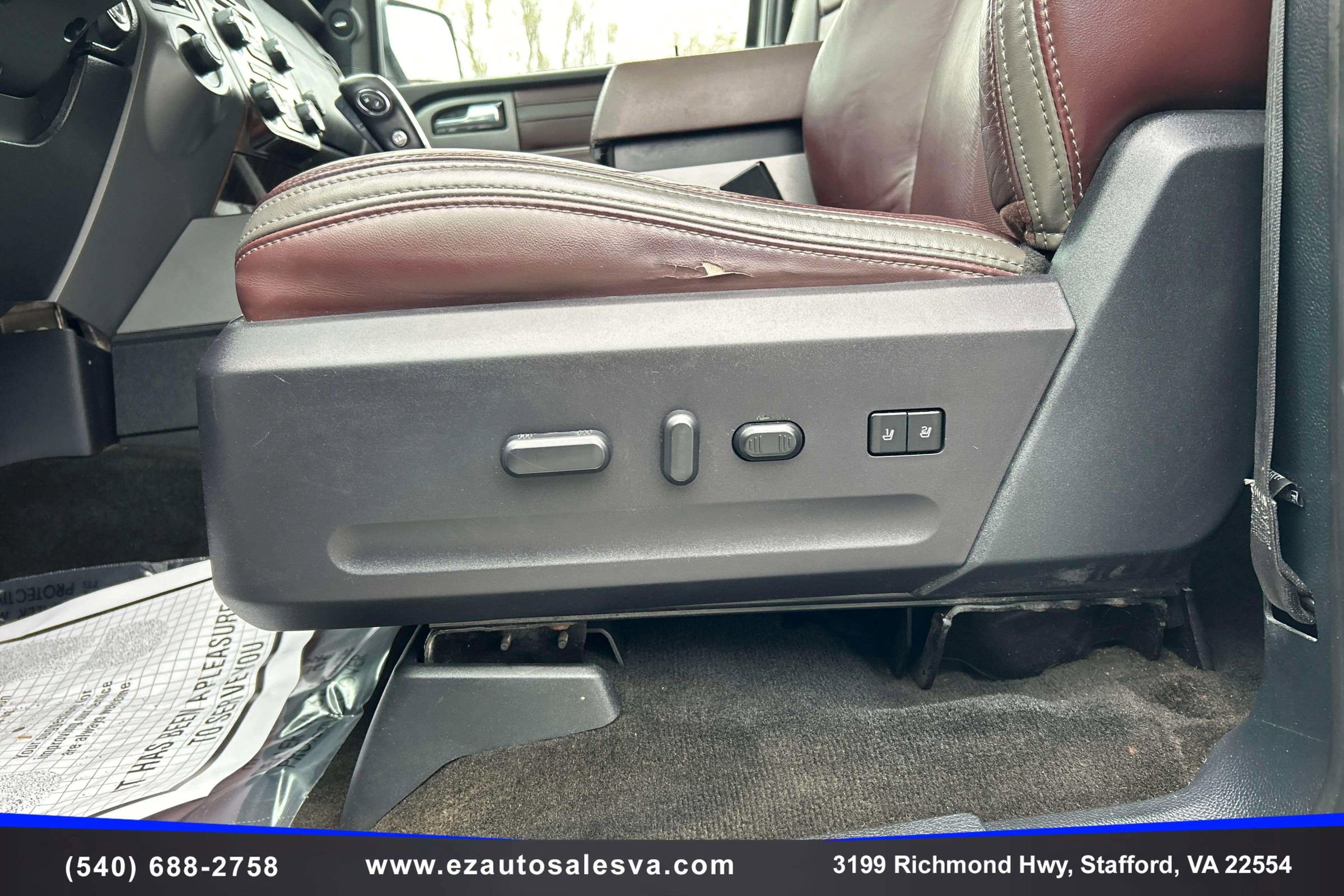 Used 2016 Ford Expedition Platinum image 23