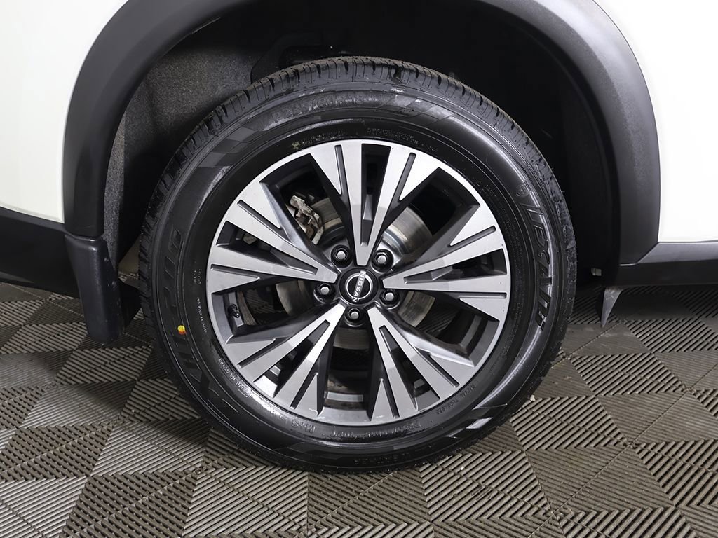 Used 2023 Nissan Rogue SV w/ SV Premium B Package image 21