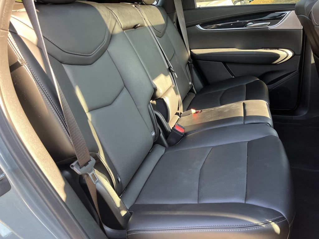 Used 2023 Cadillac XT5 Premium Luxury w/ Technology Package FWD image 27