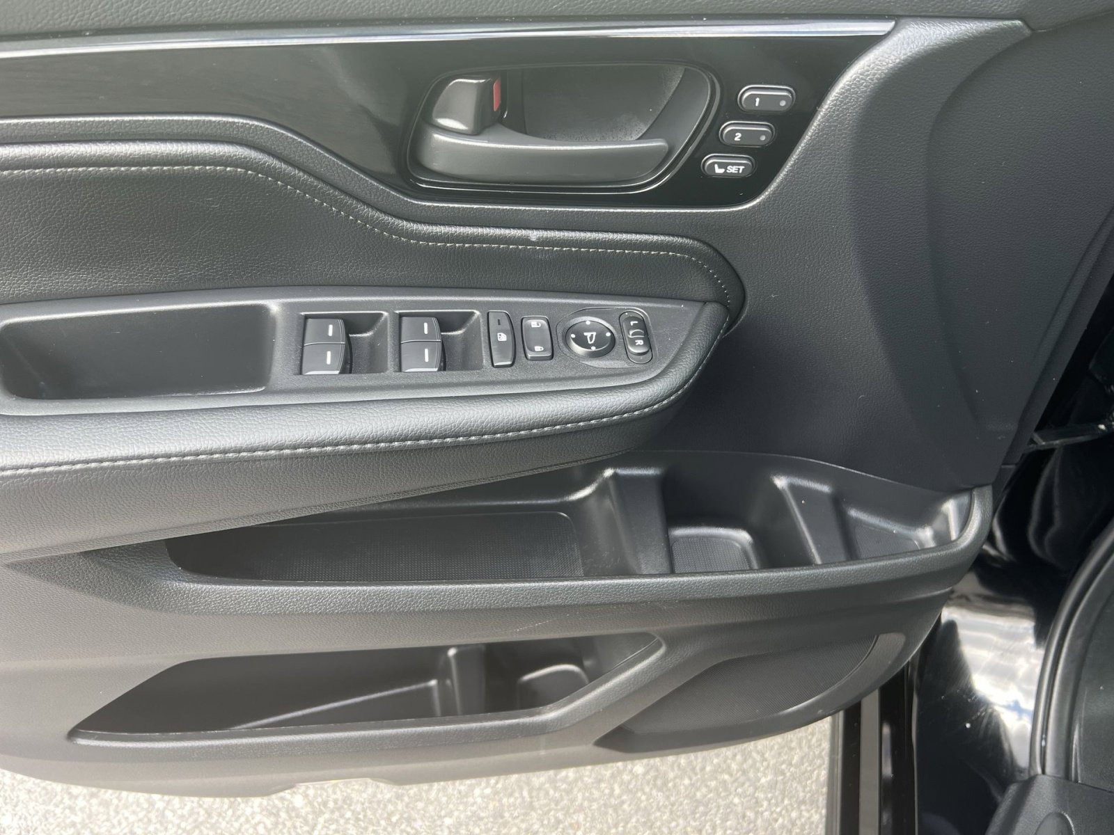 Used 2025 Honda Odyssey Touring image 15