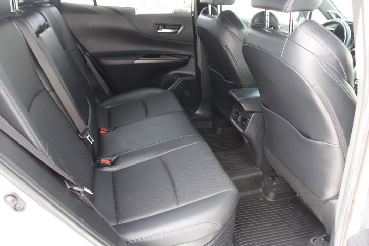 Used 2022 Toyota Venza Limited w/ Advanced Technology Package AWD/4WD image 18