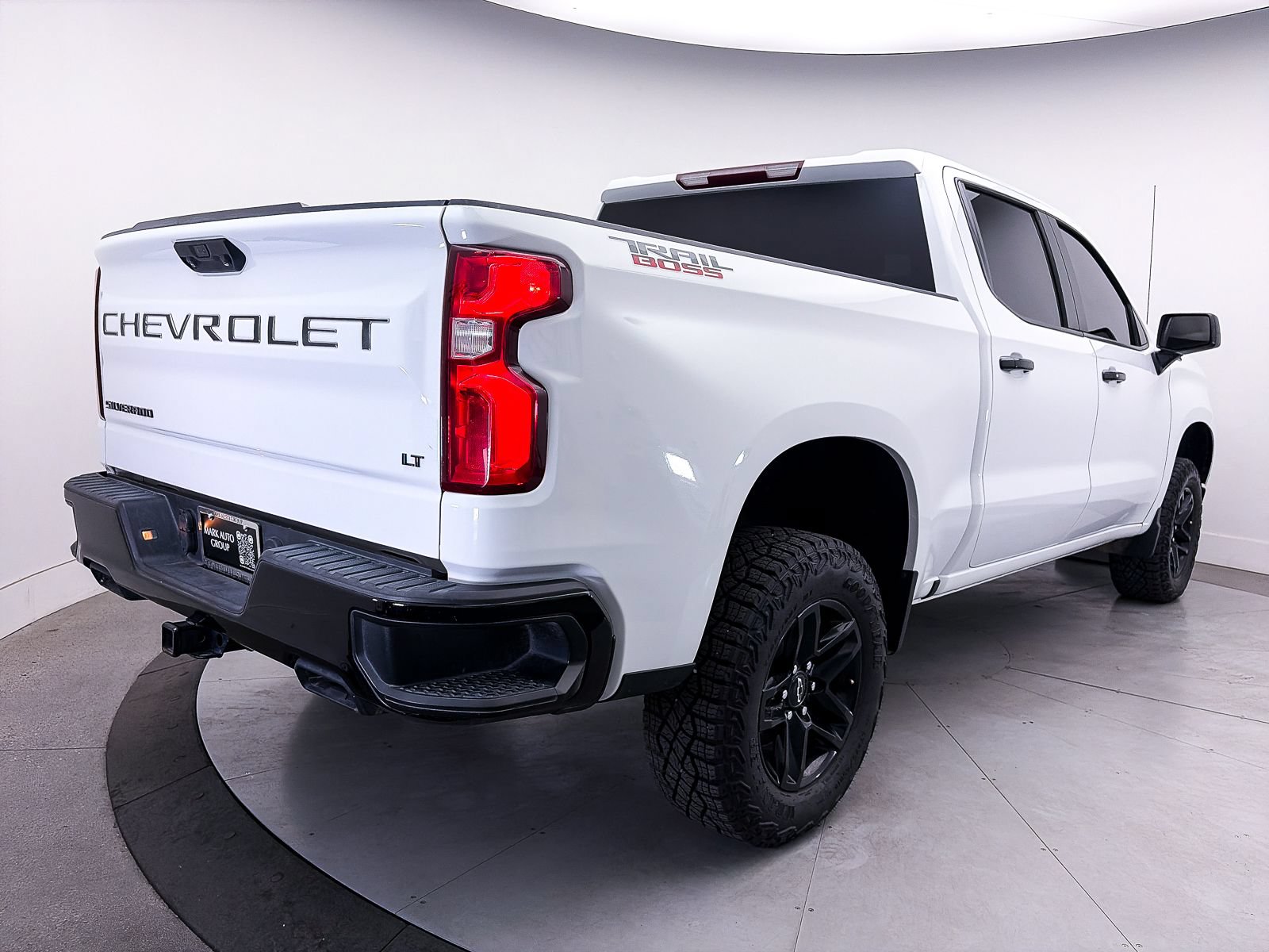 Used 2023 Chevrolet Silverado 1500 LT Trail Boss w/ Protection Package AWD/4WD image 18