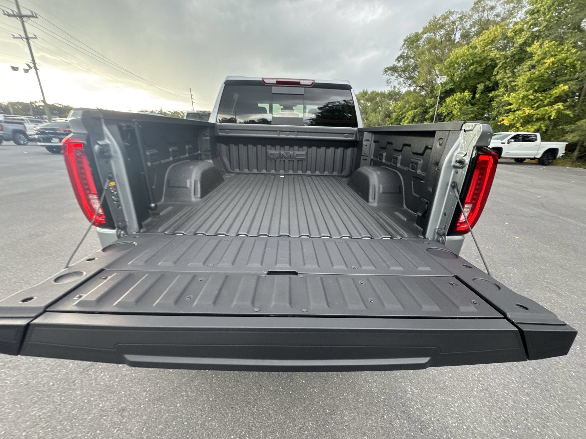 New 2026 GMC Sierra 1500 SLT w/ SLT Premium Plus Package AWD/4WD image 20