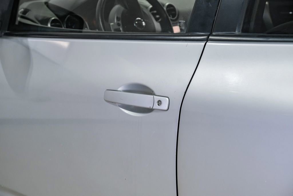 Used 2009 Nissan Rogue SL w/ Moonroof Pkg image 37