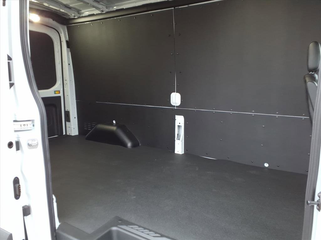 New 2026 Ford Transit 250 148 Medium Roof w/ Load Area Protection Package image 7