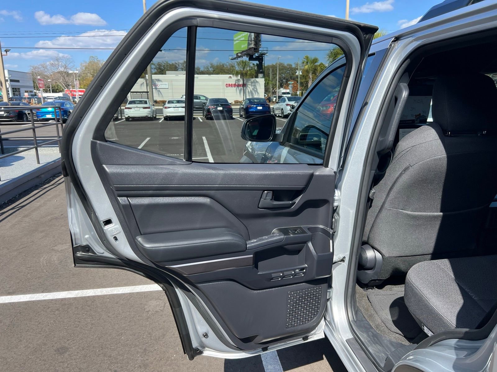 Used 2025 Toyota 4Runner SR5 image 41