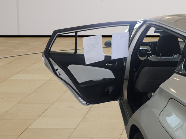 Used 2017 Toyota Prius Prime Plus FWD image 22
