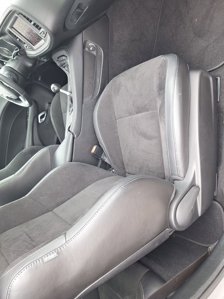 Used 2023 Dodge Challenger R/T w/ Plus Package image 27