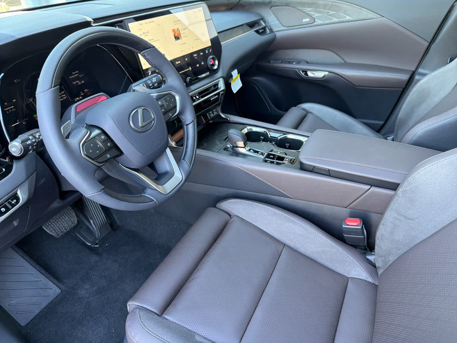 New 2026 Lexus RX 350 w/ Convenience Package AWD/4WD image 11