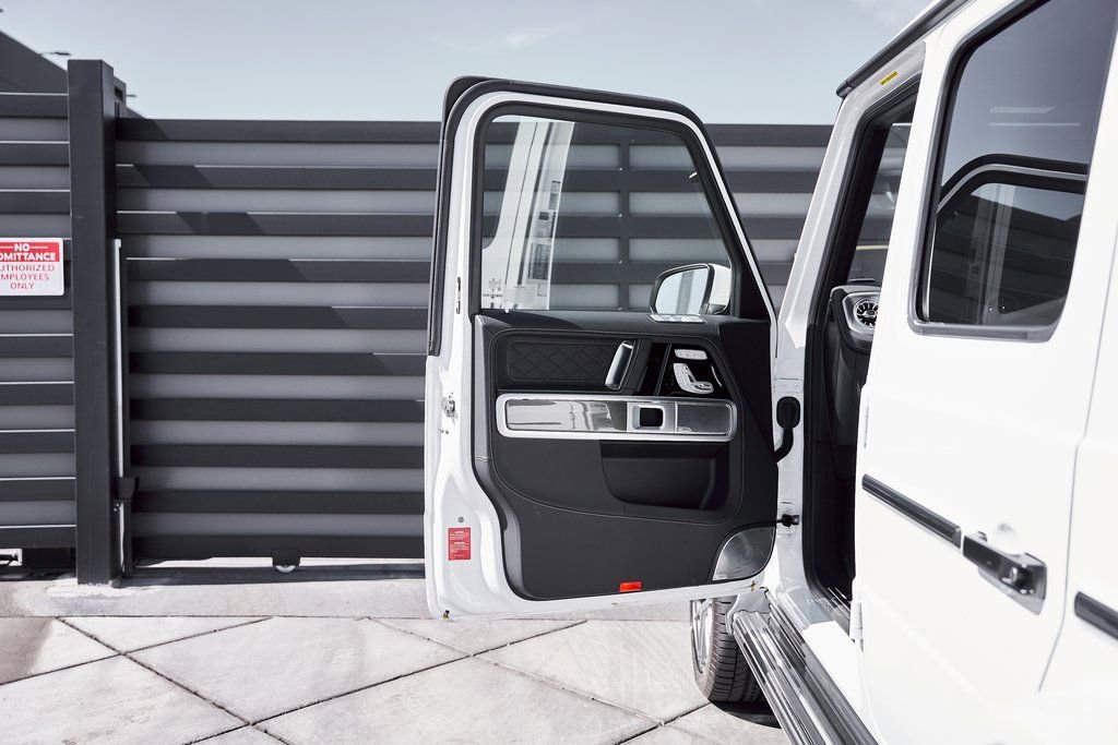 Used 2026 Mercedes-Benz G 63 AMG 4MATIC image 32