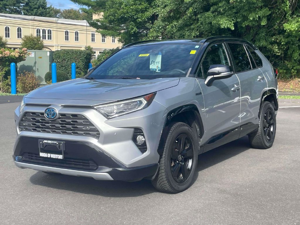 Used 2021 Toyota RAV4 XSE AWD/4WD image 3