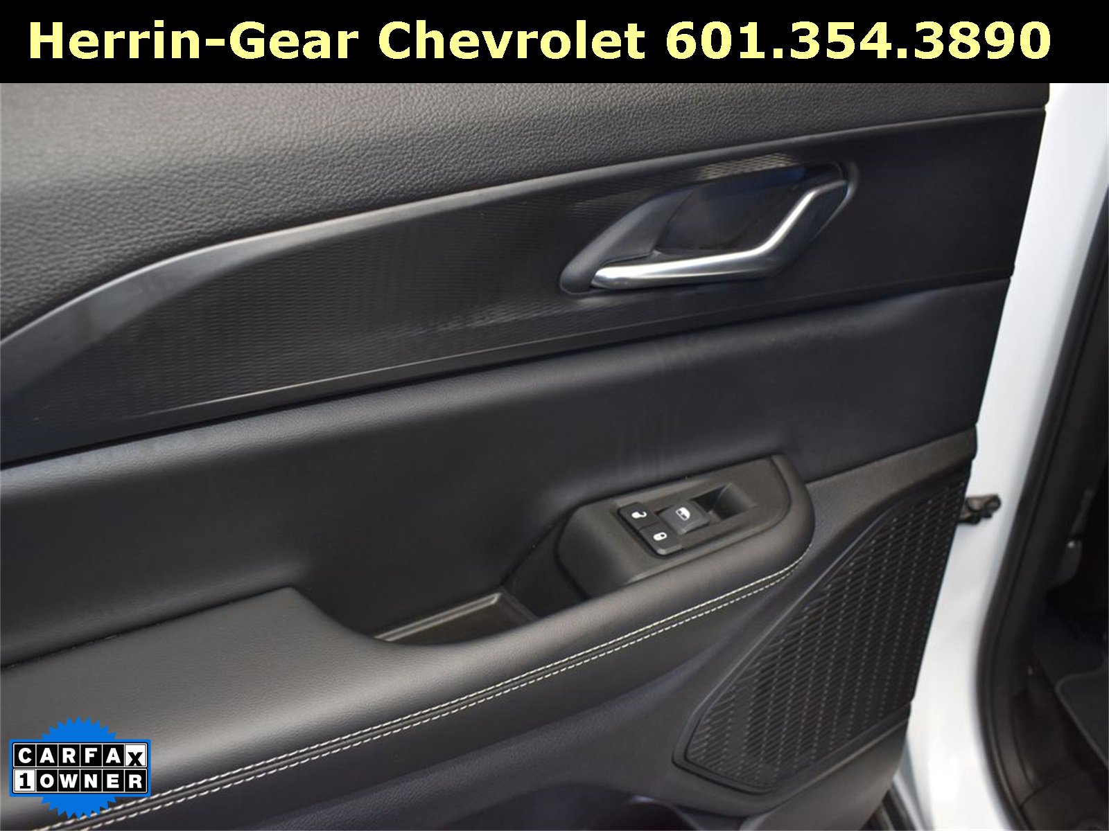 Used 2025 Jeep Grand Cherokee Altitude image 21
