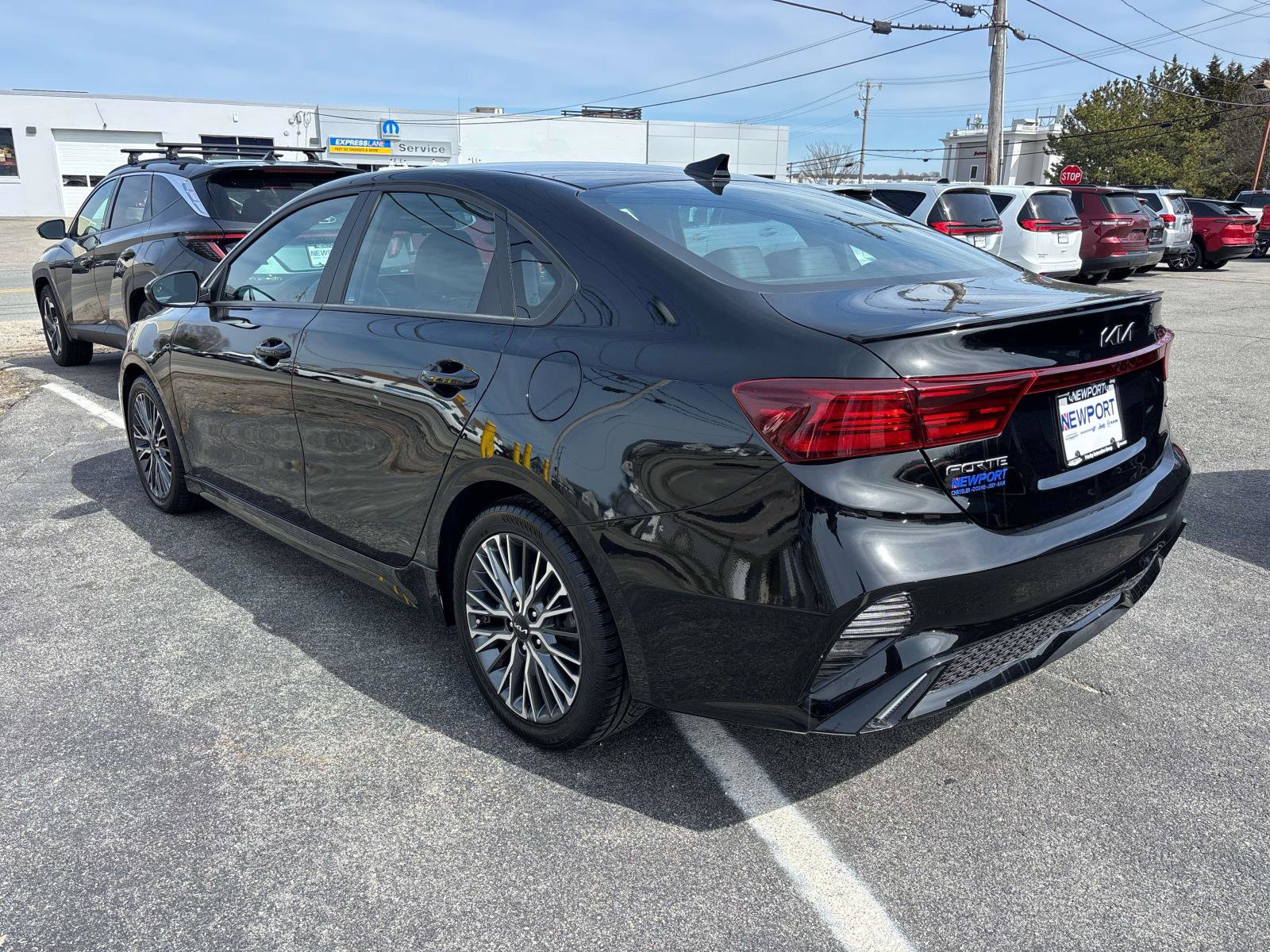 Used 2023 Kia Forte GT-Line w/ GT-Line Premium Package image 5