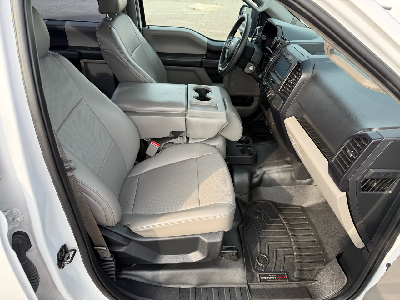 Used 2017 Ford F150 XL w/ Equipment Group 101A Mid image 16