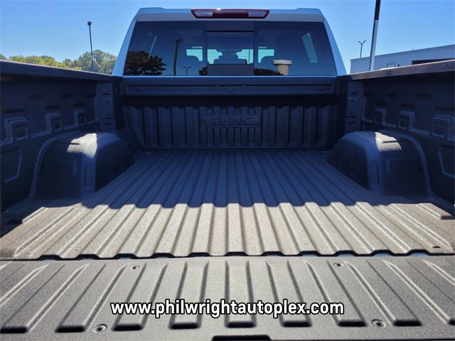 New 2026 GMC Sierra 1500 SLT image 5