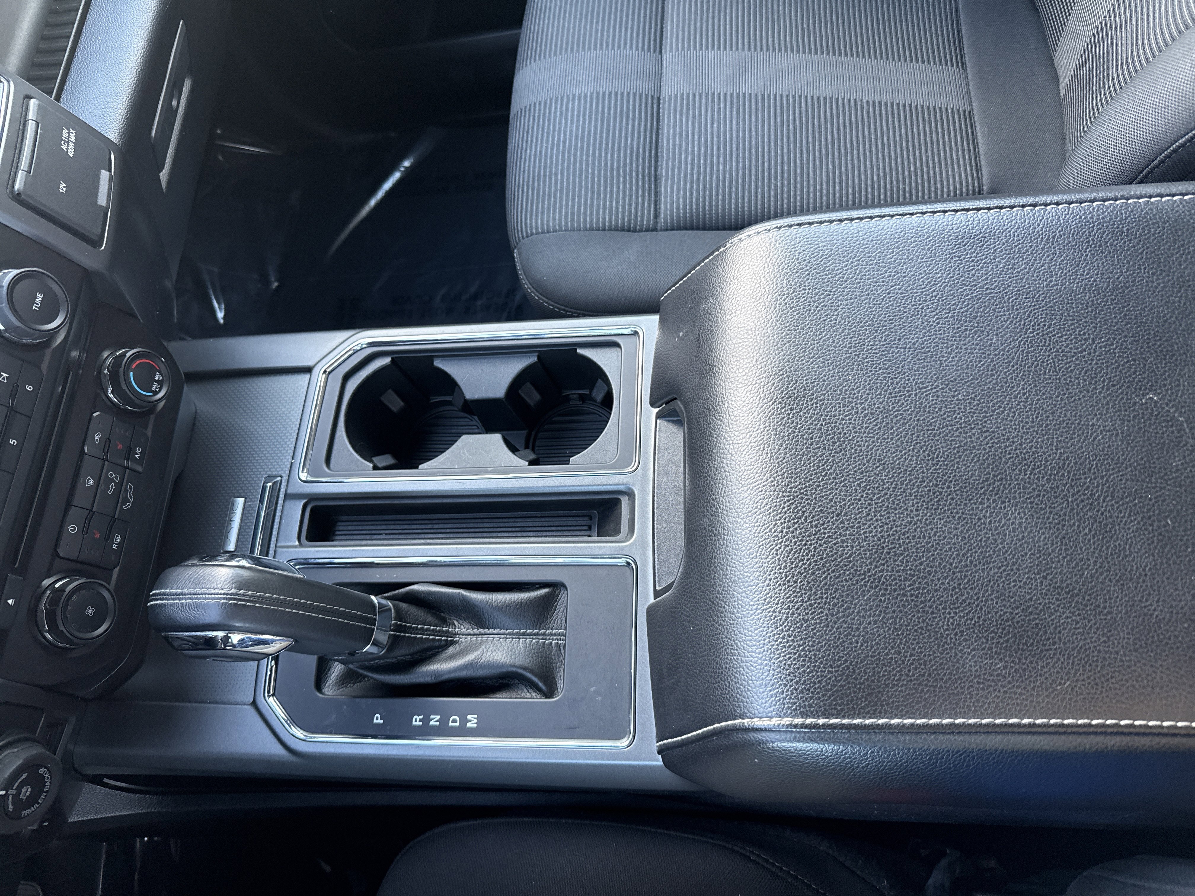 Used 2017 Ford F150 XLT w/ Equipment Group 302A Luxury image 25