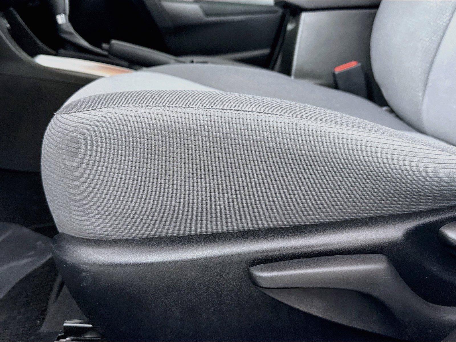 Used 2018 Toyota Corolla L FWD image 24