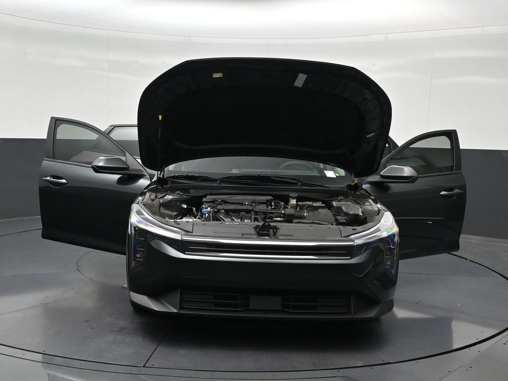 Used 2025 Kia K4 FWD image 36