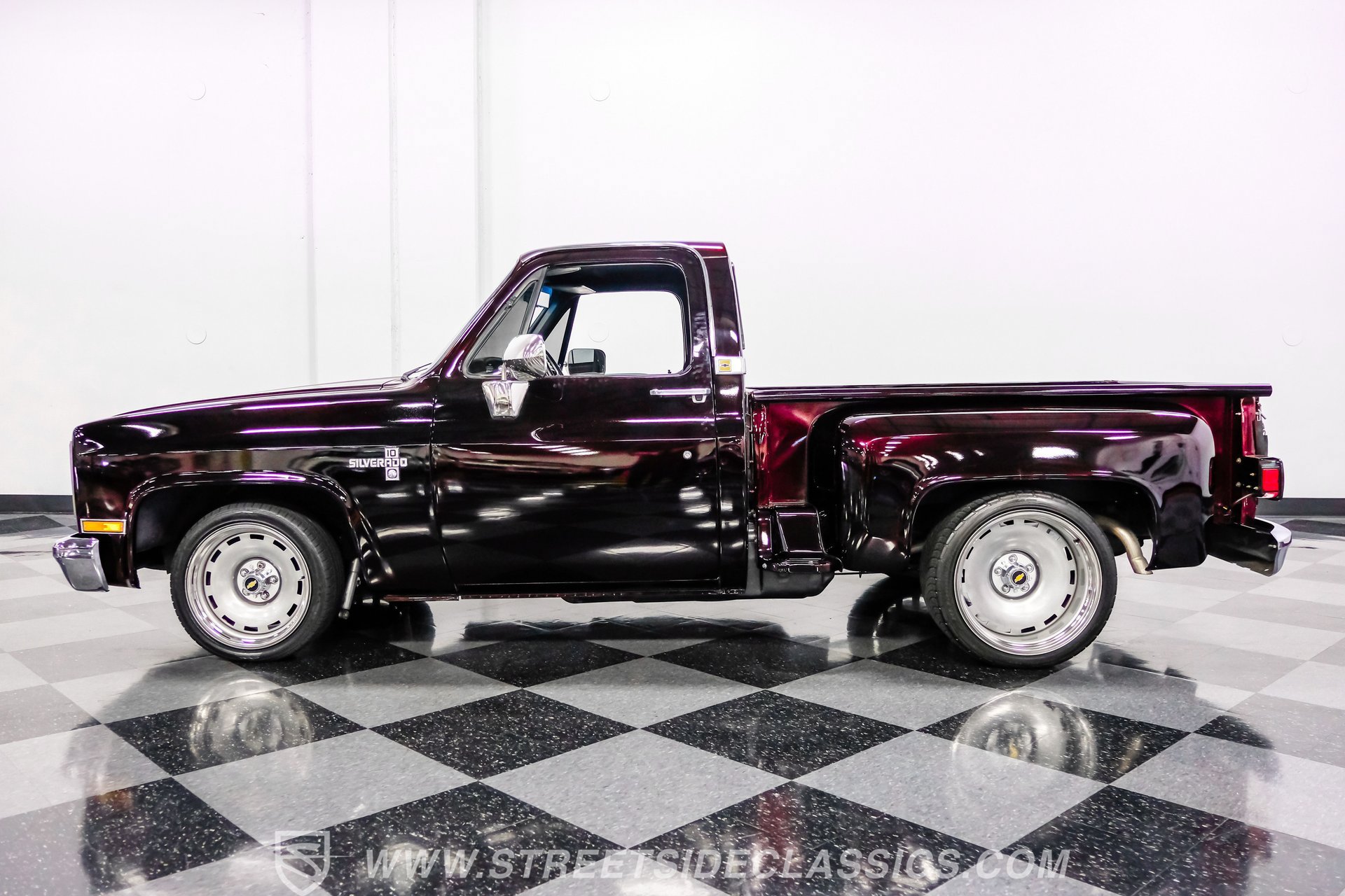Used 1987 Chevrolet Silverado 1500 1500 RWD image 2