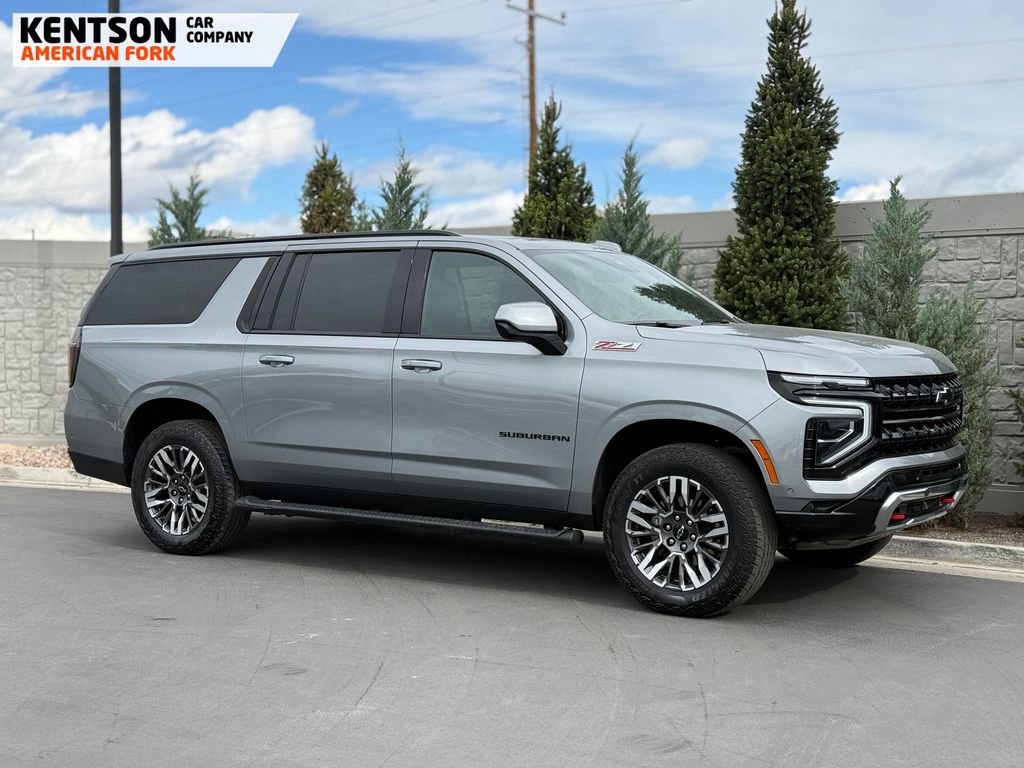 Used 2025 Chevrolet Suburban Z71 AWD/4WD image 12