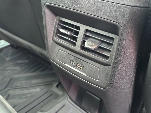 Used 2024 GMC Canyon AT4X image 16