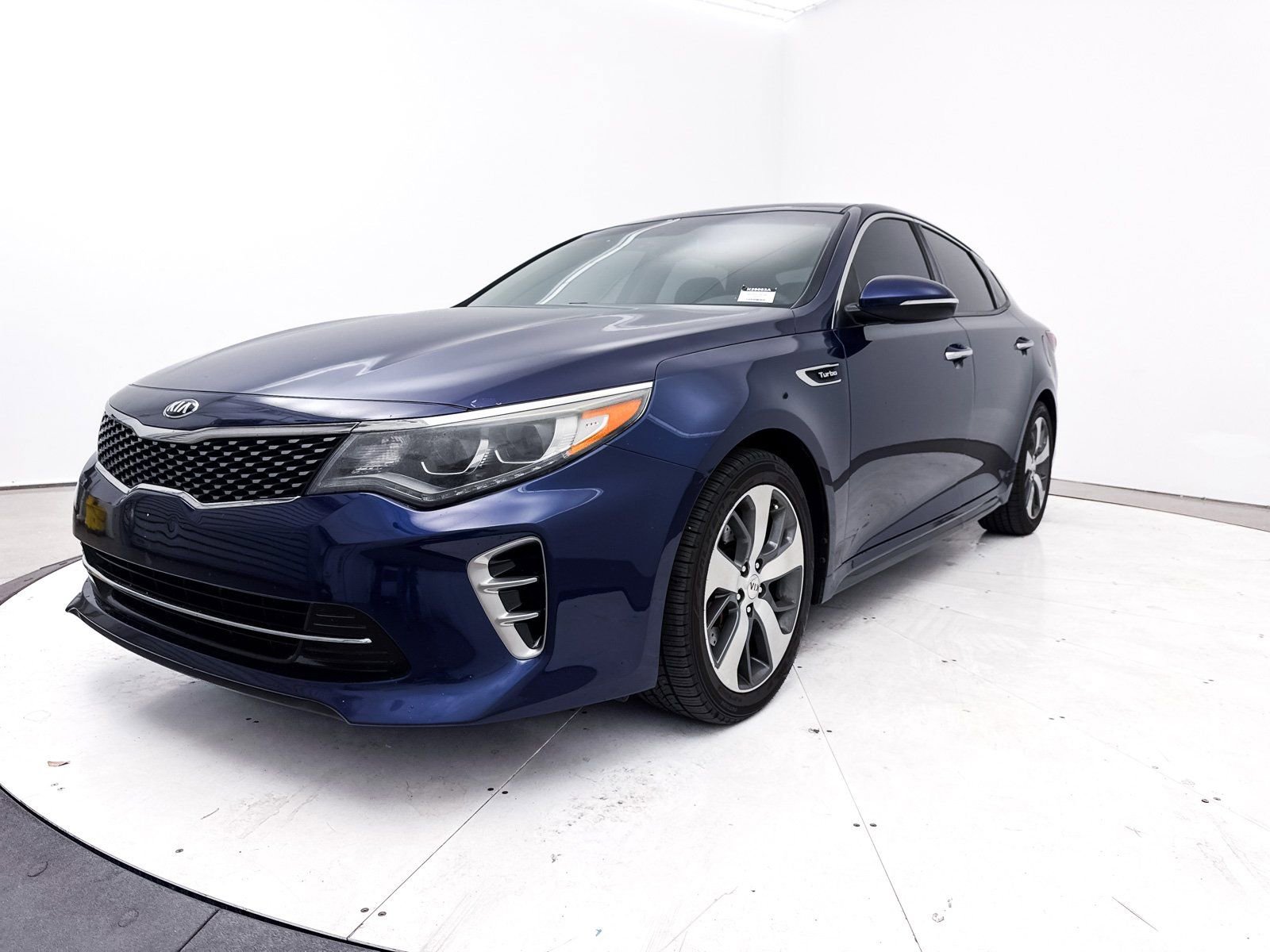 Used 2017 Kia Optima SX image 11